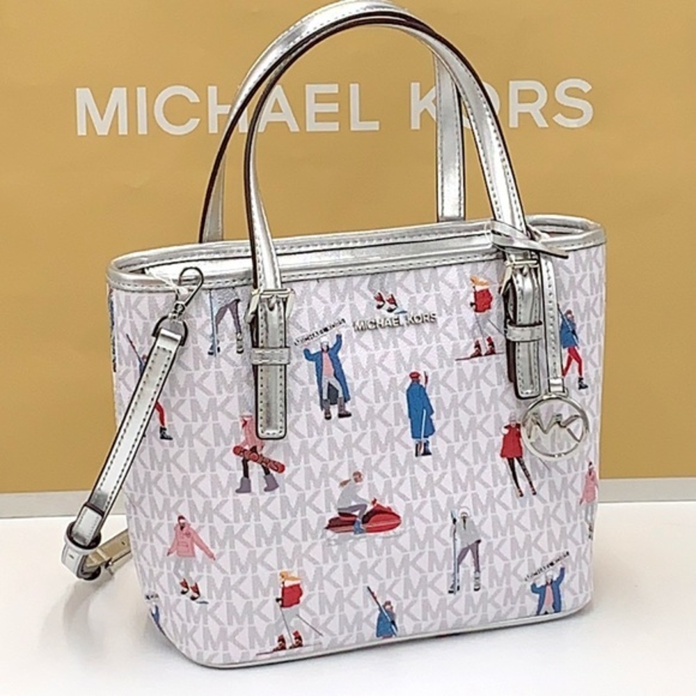 Michael Kors Jet Set Girls Print White Signature XSMALL Carryall Top Zip…